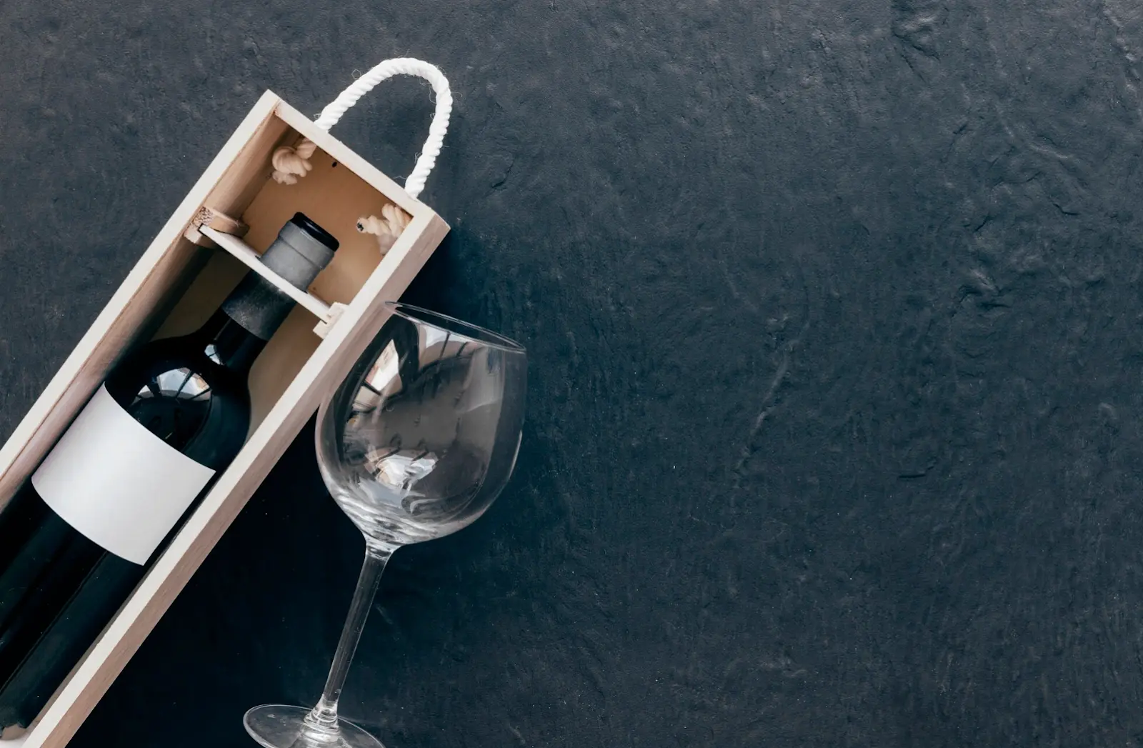 The Rise and Convenience of Wine Delivery Services in the UK